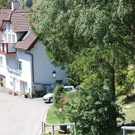 Gaestezimmer Rolea Duernstein